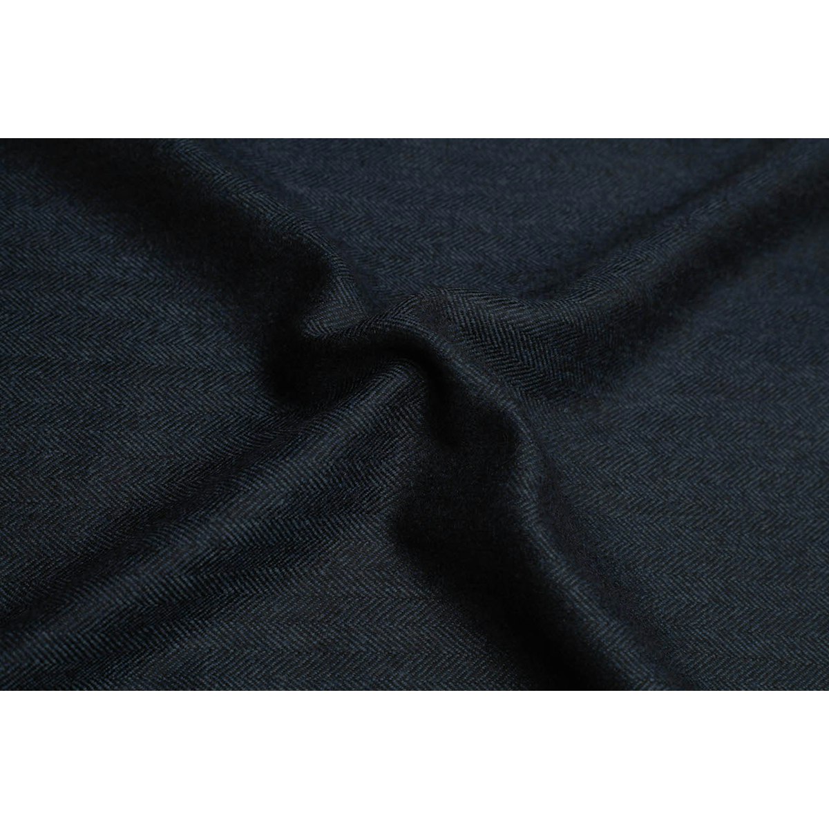 InStitchu Suit Fabric 183