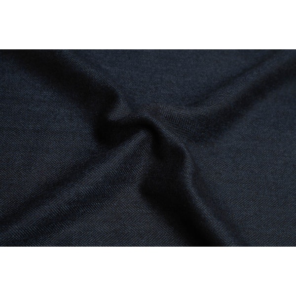 InStitchu Suit Fabric 183