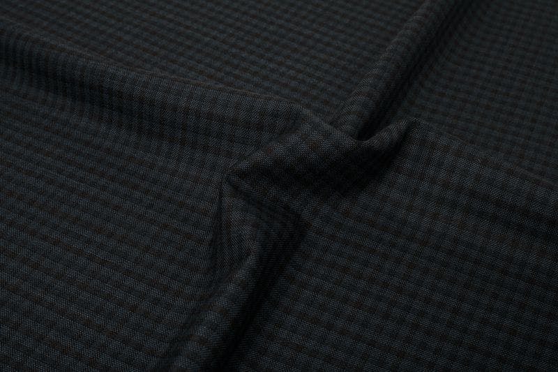 InStitchu Suit Fabric 118