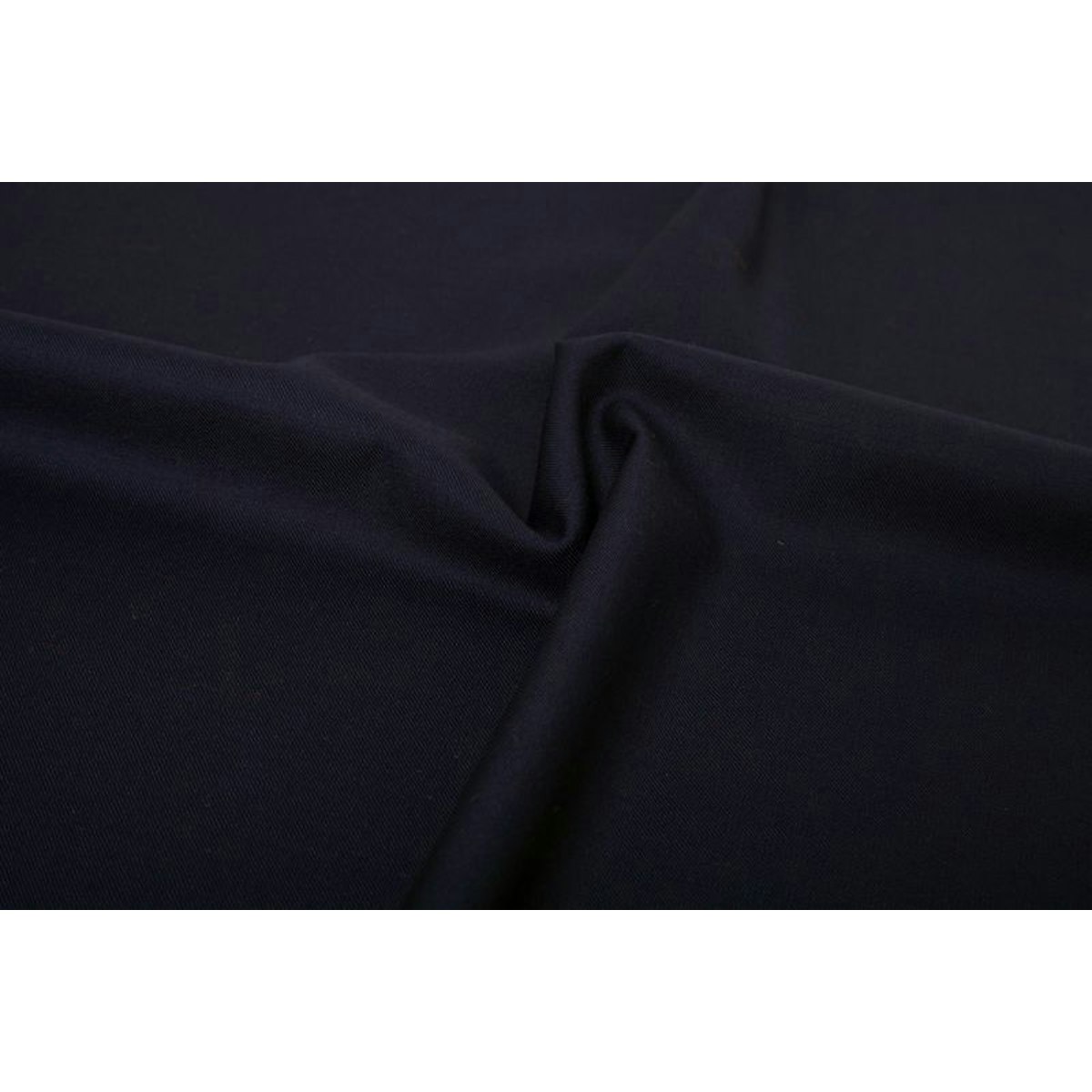 InStitchu Suit Fabric 16