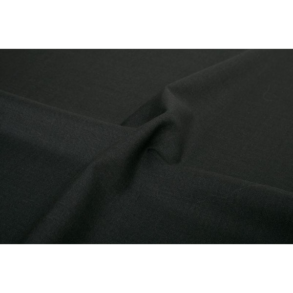 InStitchu Suit Fabric 39