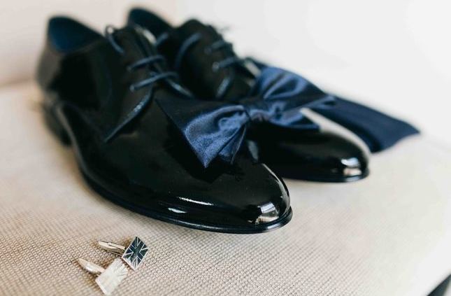 Matching your shoes with your tuxedo